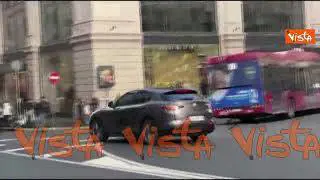 La premier Meloni arriva a Palazzo Chigi