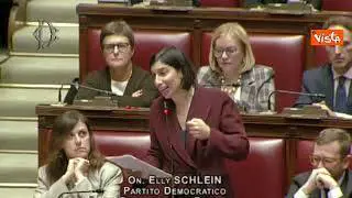 Schlein in Aula legge letterina di Natale a Giorgia Meloni: “Realtà italiani sempre più dura”