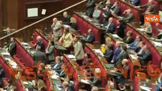 Bagarre in Aula durante intervento Bignami. Applausi da banchi FdI, grida da deputati Pd