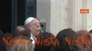 Papa Leone XIV a sorpresa in Senato, il pontefice lascia Palazzo della Minerva dopo la visita