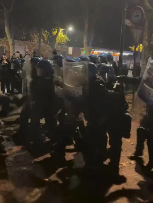 Scontri davanti ad Askatasuna