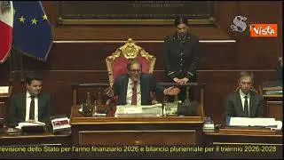 La Russa scherza in Senato: Banchi a rotelle sono diventati un cult di quest'Aula