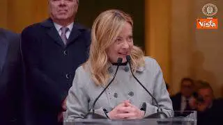 Meloni ai dipendenti di Palazzo Chigi: Auguri, è stato un anno tosto, il 2026 sarà molto peggio