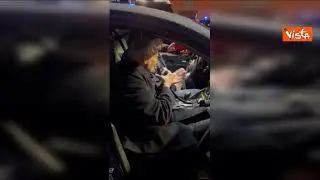 Gli auguri del Cardinal Zuppi alle volanti della Polizia bolognese nella notte di Natale