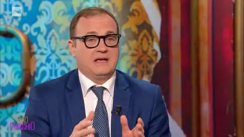 Cerno a Ciao Maschio: "Da bambino ero povero. Entrare in politica? Grande errore"