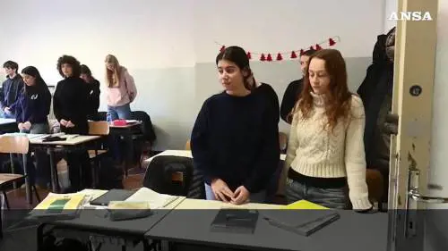 Un minuto di silenzio nelle scuole per le vittime di Crans Montana