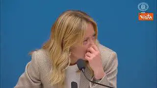 Meloni: Per ridurre emigrazione ragionare su salario di primo ingresso in mondo lavoro