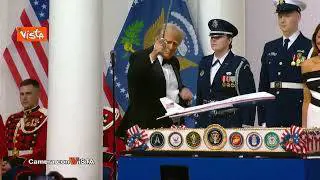 Viva la alegrìa! Su Camera con Vista, il programma di Alexander Jakhnagiev in onda su La7