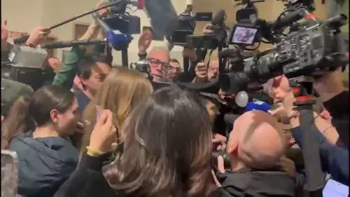 L'arrivo di Chiara Ferragni in tribunale