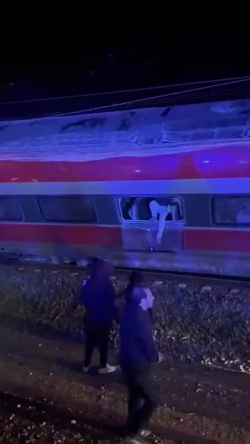 Spagna, il video dei vagoni poco dopo lo schianto