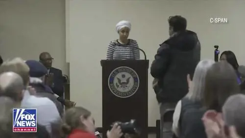 L'aggressione con la siringa: VIDEO