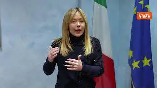Meloni: "Blocco navale altra promessa mantenuta, fermiamo traffico esseri umani"