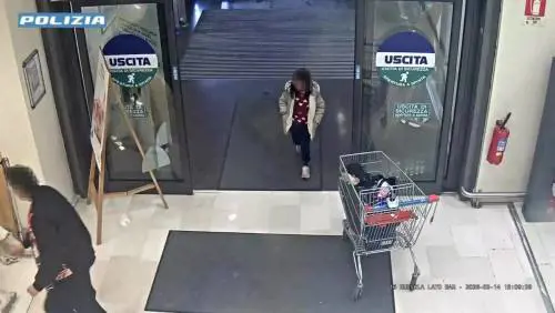 Bergamo, romeno tenta di rapire una bambina e le rompe una gamba