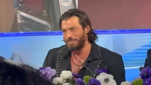 Can Yaman: "Mi piacciono le vecchie canzoni"