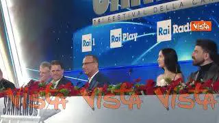 Conti: Mi scuso con le bambole di pezza, non ho fatto in tempo a dare loro i fiori