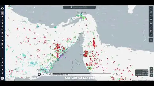 Stretto di Hormuz chiuso: ecco come si sono fermate le navi