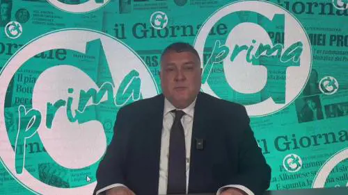 La prima pagina del Giornale: Farsa antiamericana della sinistra, intercettazioni choc dei medici pro-migranti, i funerali del piccolo Domenico