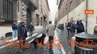 Ecco Oscar, il cane di Conte che lo ha accompagnato al voto per il Referendum