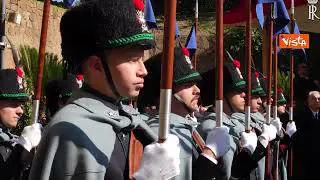 Il Presidente Mattarella depone una corona d'alloro alle Fosse Ardeatine