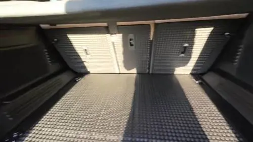 Land Rover Defender sei cilindri diesel: il video della nostra prova