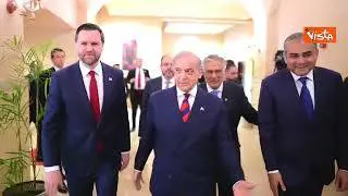 Primo ministro pakistano incontra JD Vance per i colloqui Usa-Iran