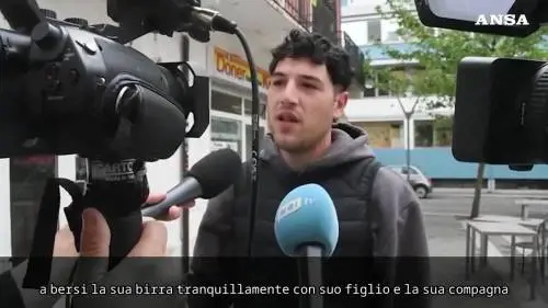 Morto per aver chiesto di non lanciare bottiglie, un parente: "Non sono persone da tenere nella nostra civiltà"