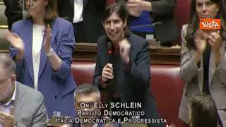 Schlein alla Camera difende Meloni da Trump: Nessuno attacchi Governo italiano, noi per la pace