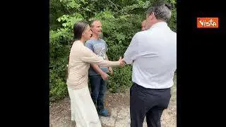 Salvini incontra Nathan e Catherine, i genitori della famiglia nel bosco a Palmoli