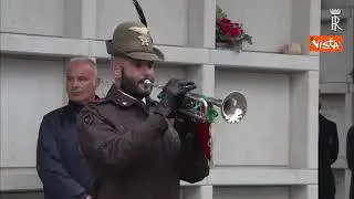 Mattarella depone una corona a Gemona in memoria delle vittime del terremoto in Friuli