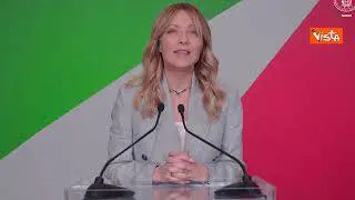 Meloni al Festival del Lavoro: IA risorsa se incentrata su persona, danno se sostituisce lavoratori