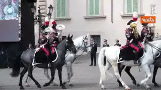Ecco Briciola, il cane mascotte al cambio della Guardia in forma solenne al Quirinale