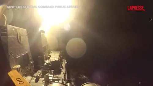 Il video del lancio dei missili Usa dalla USS Michael Murphy