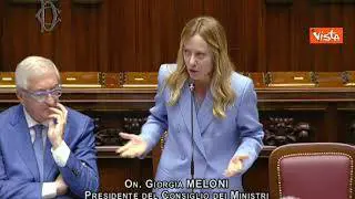 Meloni asfalta Silvestri: "Mai indossato ginocchiere, arrivata qui senza scorciatoie"