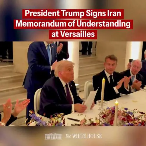 Trump e la firma dell'accordo, la clip sui social dalla Casa Bianca