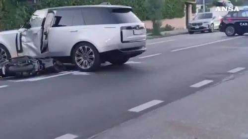 Scontro suv-scooter in Versilia, le immagini dal luogo dell'incidente - VIDEO