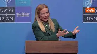 Meloni a vertice Nato: Con Trump confronto molto positivo, ma ormai lo dico in punta di piedi