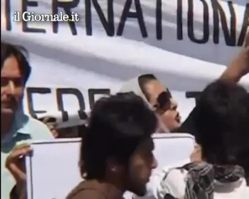 Kabul, in corteo per chiedere giustizia per Najiba