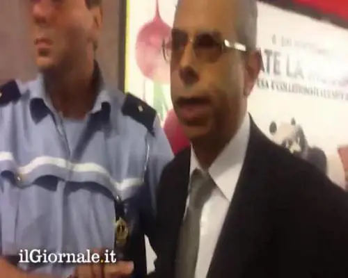 Milano, intrappolati nella metro