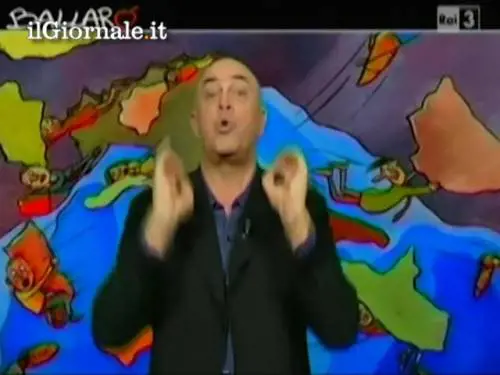 Crozza: "Veltroni e D'Alema? Si estingue l'Homo electus"