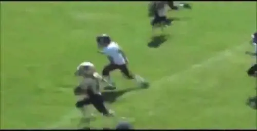 La bimba-quarterback è una campionessa del football americano