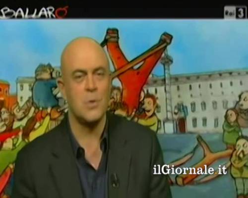 Crozza prende in giro i videomessaggi dei grillini