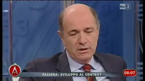 Passera contro Berlusconi