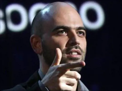 Saviano: torna il Cav? Rischio voti comprati