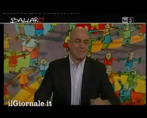 Crozza si prende gioco di Monti e Fini