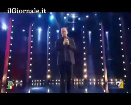 Crozza canta "In campagna elettorale"