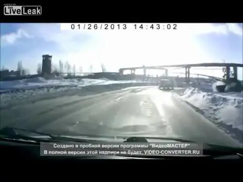 E poi un carro armato ti taglia la strada...