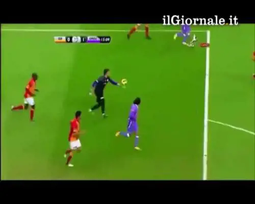 Muslera: che papera!