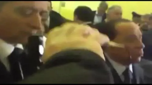 Il Cav: "Il governo non è caduto per De Gregorio"