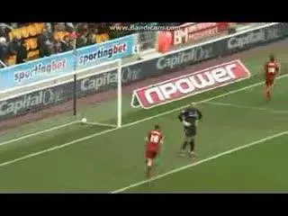 Autogol su rimessa: l'errore è fantozziano