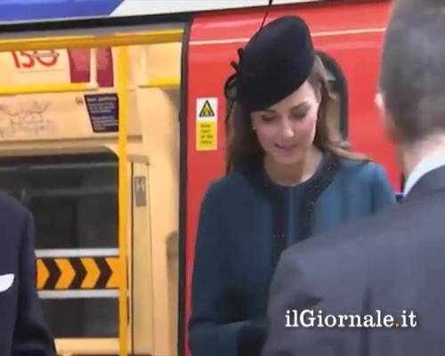 Kate Middleton: viaggio in metropolitana